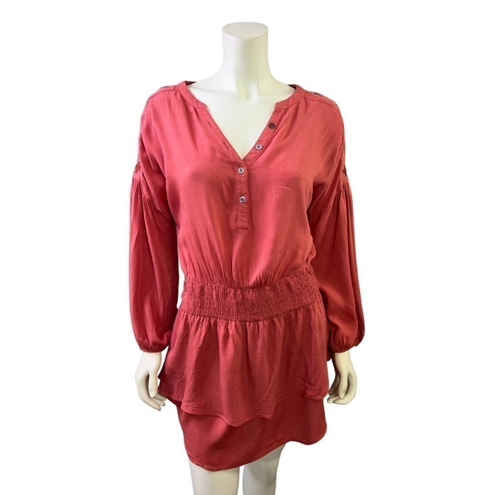 Hummingbird puff sleeve dress size medium